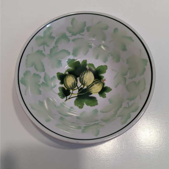 Boda Shop Sweden Berry Fruit Bowls Set of 2, Harvest Autumn Fall Country Cottage - Picture 7 of 12